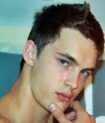 More mixed guys 5f9035730d993.jpg