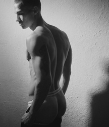 More mixed guys 5f90366bd5c8a.jpg