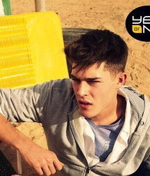 More mixed guys 5f9036949088d.jpg