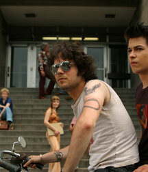 More mixed guys 5f9036f837acc.jpg