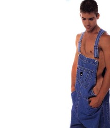 More mixed guys 5f90378bedc24.jpg