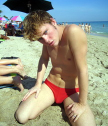 Guys in speedos twinks gay tube 5f907378a58c9.jpg