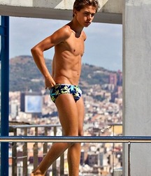 Guys in speedos twinks gay tube 5f9073a29fa54.jpg