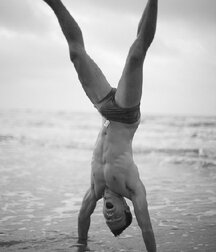 Guys in speedos twinks gay tube 5f907654eeea7.jpg