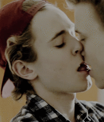 Pure Beauty Twink Gay Tube 5f8f211e25803.gif