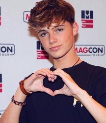 Pure Beauty Twink Gay Tube