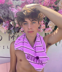 FROM IAN Gay Tube Collection :-) 5f94a759e527f.png