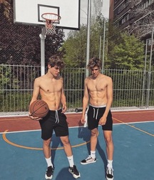 Hoops Hotties Gay Tube 5fdaf438d1d30.jpg