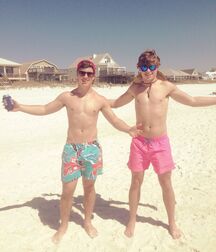 Fraternity boys gay tube 5fe03719dae5f.jpg