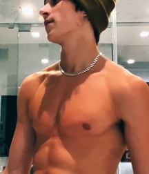 18YO Josh Richards Tiktok star 5fe04beba887c.jpg