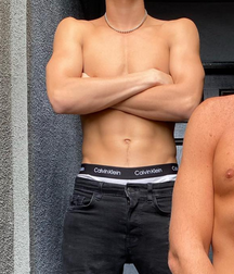 18YO Josh Richards Tiktok star 5fe04c03b4b5a.png