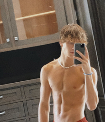 18YO Josh Richards Tiktok star 5fe04c3f6a3a8.jpg