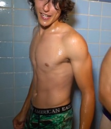 Youtuber Brennen Evangelista 5fe18625b25ea.jpg