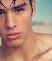 Handsome and strong gay tube 5fea4a0c8ca7e.jpg