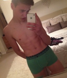 Hot selfie boys gay tube 5ff1f7b8f204b.jpg