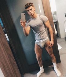 Hot selfie boys gay tube 5ff1f80b8a9fd.jpg