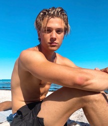 Strong teens and twinks gay tube 5ff54fa373a93.jpg