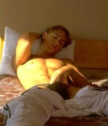 Legend Chance Bedroom Boys Porn 60032eb0b2017.jpg