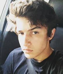 Aramis Knight Gay Tube 600766eecfe02.jpg