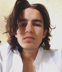 Aramis Knight Gay Tube 600766fdeffb0.jpg
