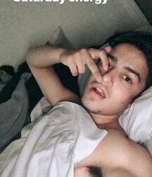 Aramis Knight Gay Tube 6007671b10673.jpg