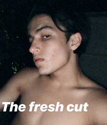 Aramis Knight Gay Tube 6007671e6d439.jpg