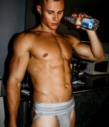 Gay tube sexy bulges 60098ad8c53af.jpg