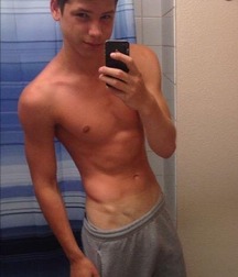 Gay tube sexy bulges 60098b11014cd.jpg