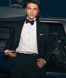 Dressed up boys gay tube 600be2250ed90.jpg