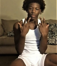 Sexy young selfies gay tube 600c6f7073f91.png