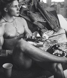 Fit college boys gay tube 600d27633a0f1.jpg