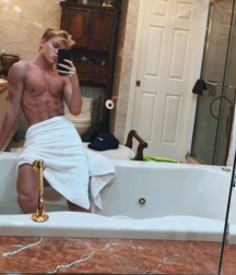 Fit college boys gay tube 600d27af4340e.png