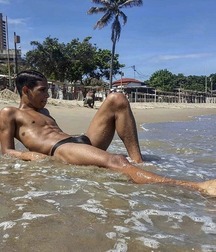 Wildly Handsome boys gay tube 600f4af216a59.jpg