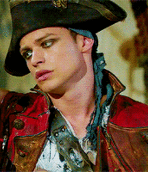 Thomas Doherty gay boys tube 60104eede53a3.gif