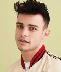 Thomas Doherty gay boys tube 60104ef489db1.jpg