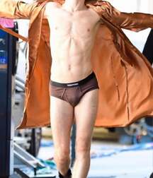 Thomas Doherty gay boys tube 60104f070c0e1.jpg