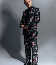 Thomas Doherty gay boys tube 60104f2428fea.jpg