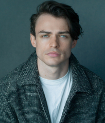 Thomas Doherty gay boys tube 60104f8826bf7.jpg