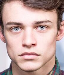 Thomas Doherty gay boys tube 60104f95b0437.jpg