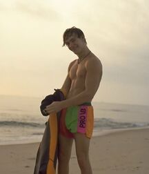 Surfer Chance gay tube legend 601479e22eaa2.jpg