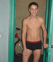 Boys packages gay tube twink 6025a7f702101.jpg