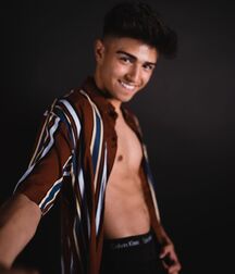 Eddie P gay tube 603570059d39c.jpg