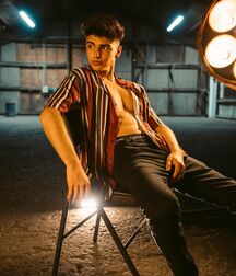 Eddie P gay tube 6035700acae3e.jpg
