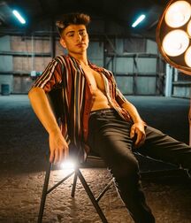 Eddie P gay tube 6035700f242b3.jpg