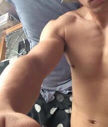 Hot boy selfies pics gay tube 603ed2734c611.jpg