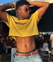 Beautiful show-offs gay tube 603edc7a945c3.jpg
