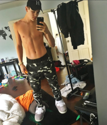 Beautiful show-offs gay tube 603edc7e87bf4.png