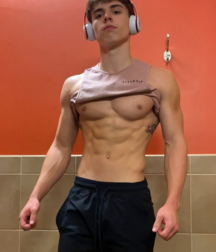 Beautiful show-offs gay tube 603edc808ee07.png