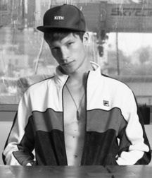 Hot show off's gay tube 6041531fb1d59.jpg
