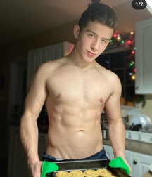 Isaac Rossiter gay tube 605820484fe2d.jpg